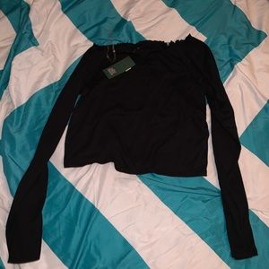 Off the Shoulder Long Sleeve Crop Top